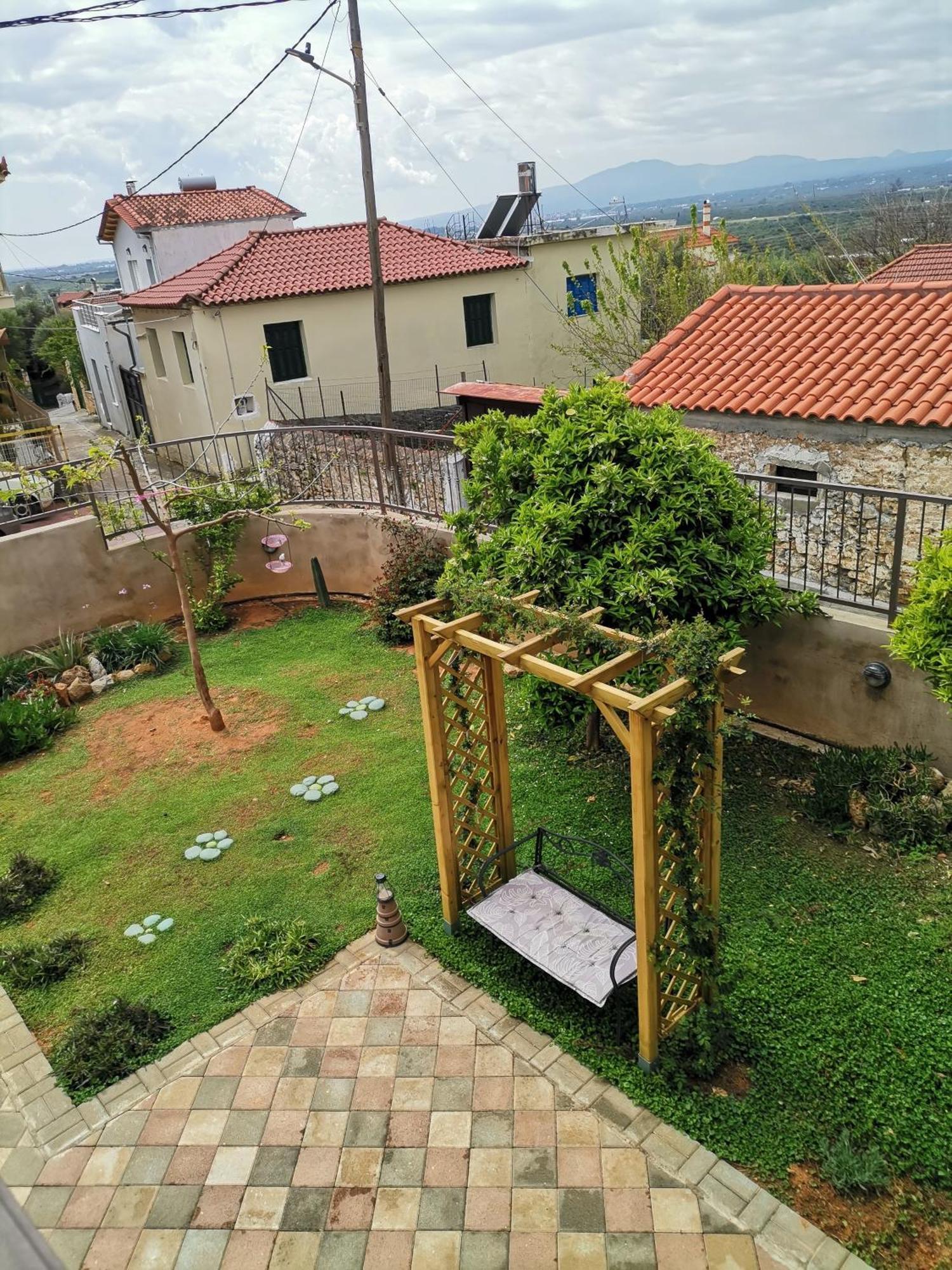 Villa Alonia กาลามาตา ภายนอก รูปภาพ